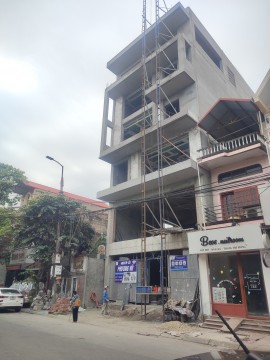 Dự án lắp đặt Hệ thống Điện Năng Lượng Mặt Trời hệ thống 42 tấm Longi Himo X10 645W tràn viền, Inverter Deye Hybrid 3 pha 16KW, Pin lưu easyway 16KW có dập lửa bảo hành 10 năm, kèm bảo hiểm cháy nổ PV